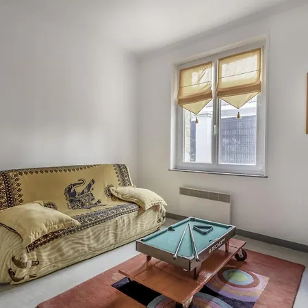« Les Libellules » Pour 8 Personnes Vakantiehuis *